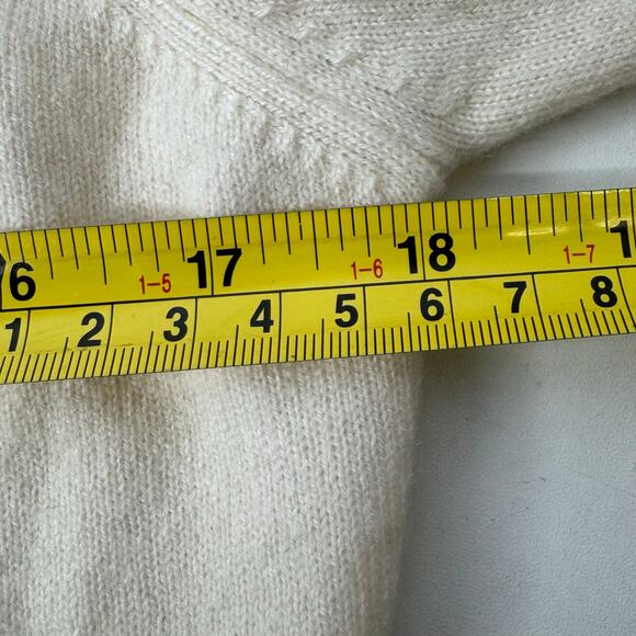 PURE Collection Womens 100% Cashmere Sweater Size US 8-10 Ivory Ruffle  Cardigan - Picture 8 of 9